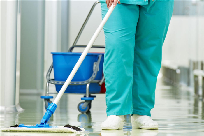 Ежедневная уборка аптеки: поддержание чистоты и безопасности
